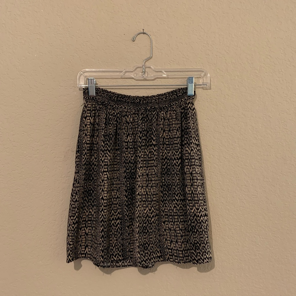 Mossimo Tan and Black Patterned Skirt